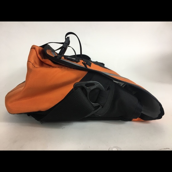 Timbuk2 Messenger Laptop Bag - Picture 5 of 8